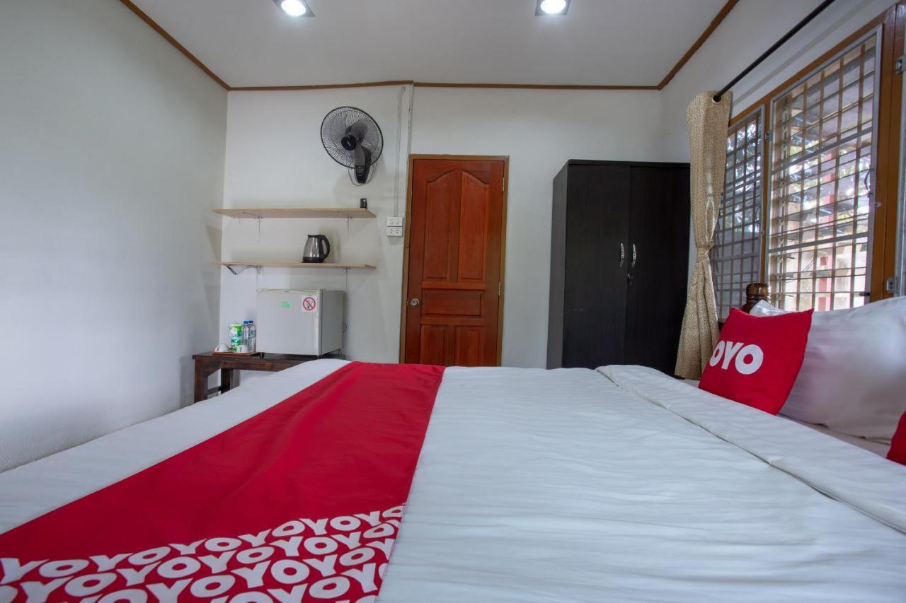 Oyo 909 Guiding Star Resort 치앙마이 외부 사진