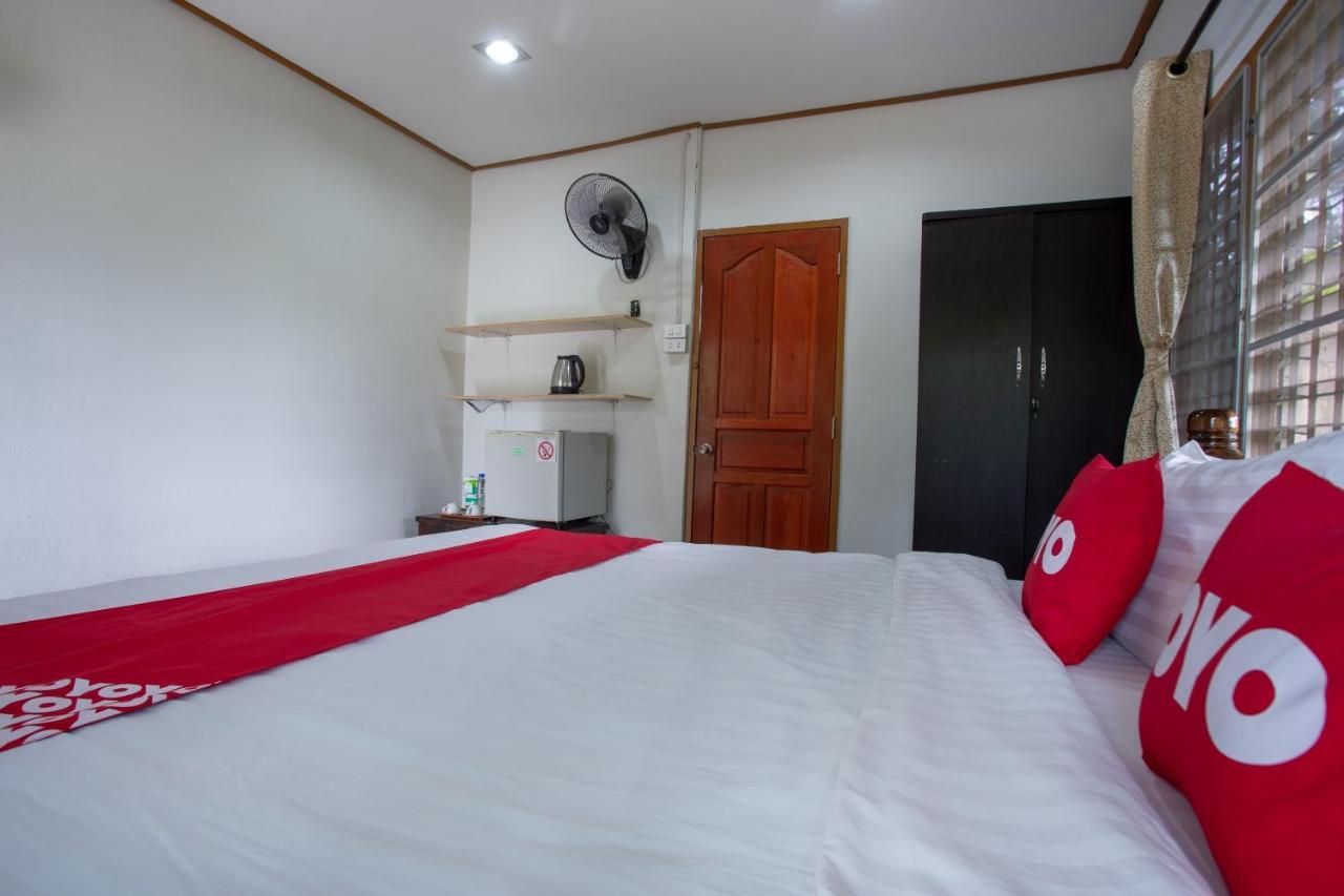 Oyo 909 Guiding Star Resort 치앙마이 외부 사진