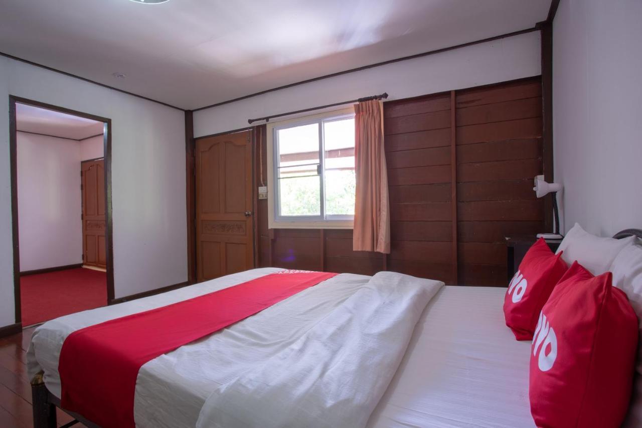 Oyo 909 Guiding Star Resort 치앙마이 외부 사진