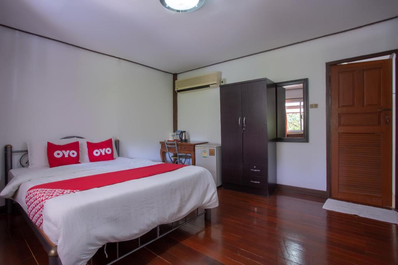 Oyo 909 Guiding Star Resort 치앙마이 외부 사진