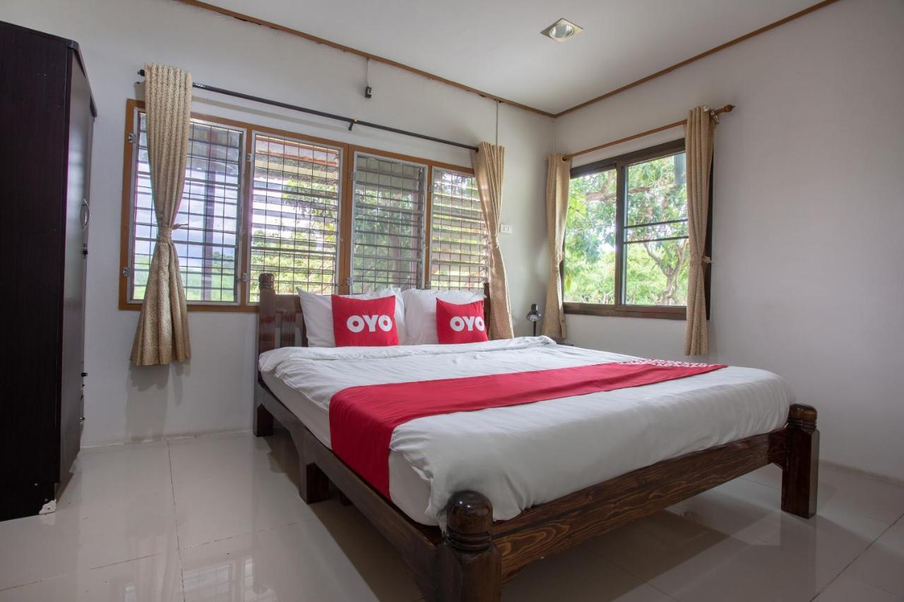 Oyo 909 Guiding Star Resort 치앙마이 외부 사진