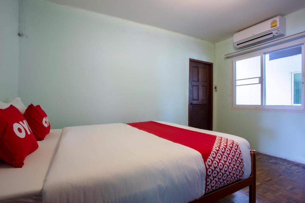 Oyo 909 Guiding Star Resort 치앙마이 외부 사진