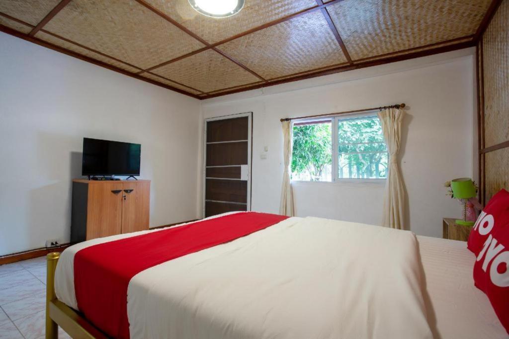 Oyo 909 Guiding Star Resort 치앙마이 외부 사진